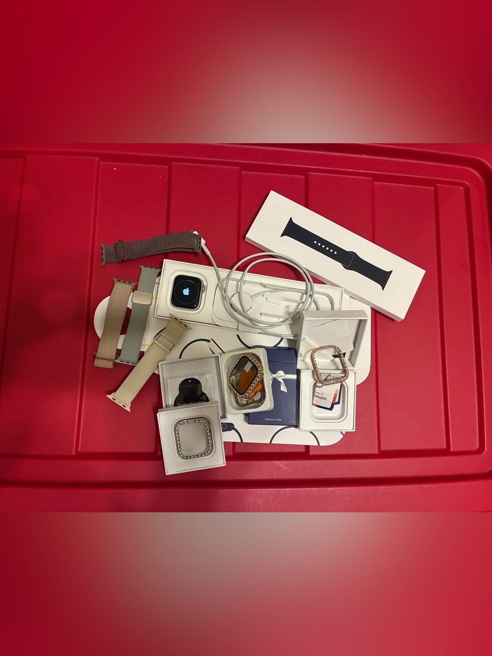 Apple Series 9 iwatch with Loads of Accessories!!! - Picture 3 of 13